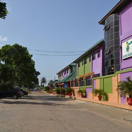 Kaysens Grande Hotel Tema Exterior foto
