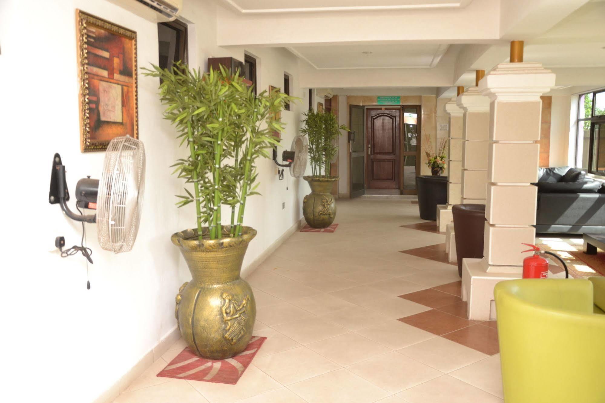 Kaysens Grande Hotel Tema Exterior foto